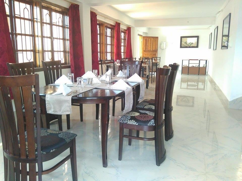 Dovipie Inn Kohima Esterno foto