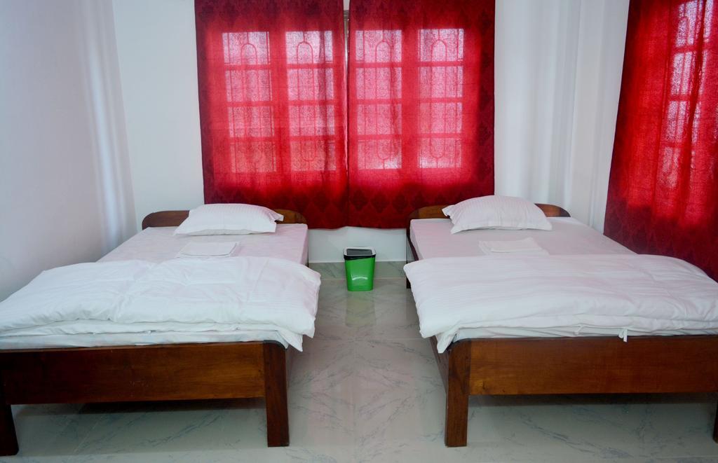Dovipie Inn Kohima Esterno foto